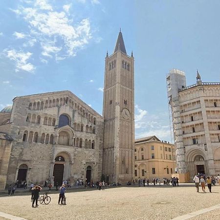 Luxury 4 Al Duomo Di Parma Apartment Екстериор снимка